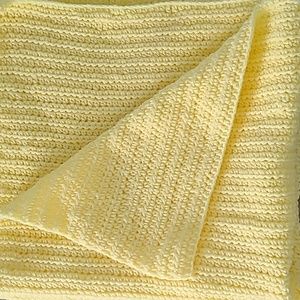 NWOT Hand crocheted baby blanket.  27 x 27